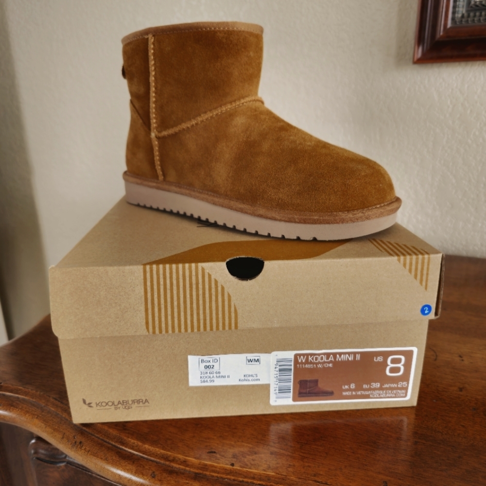 NIB KOOLABURRA BY UGGS MINI BOOTIE TAN SZ 8
